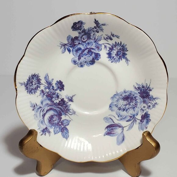 Royal Albert Teacup and Saucer Blue Flowers Vintage - Picture 5 of 8